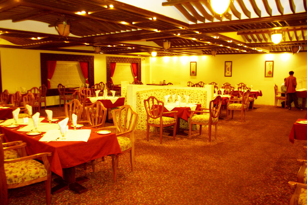 Hotel Grand International Raipur  Exterior photo