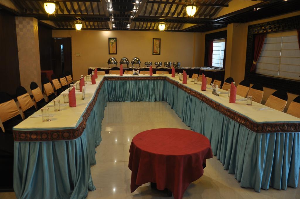 Hotel Grand International Raipur  Exterior photo